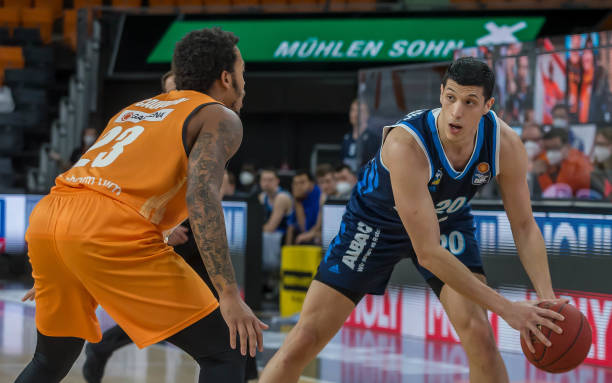 豪门的应对 豪门的应对