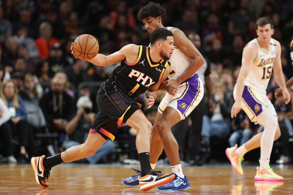 相比之下 相比之下